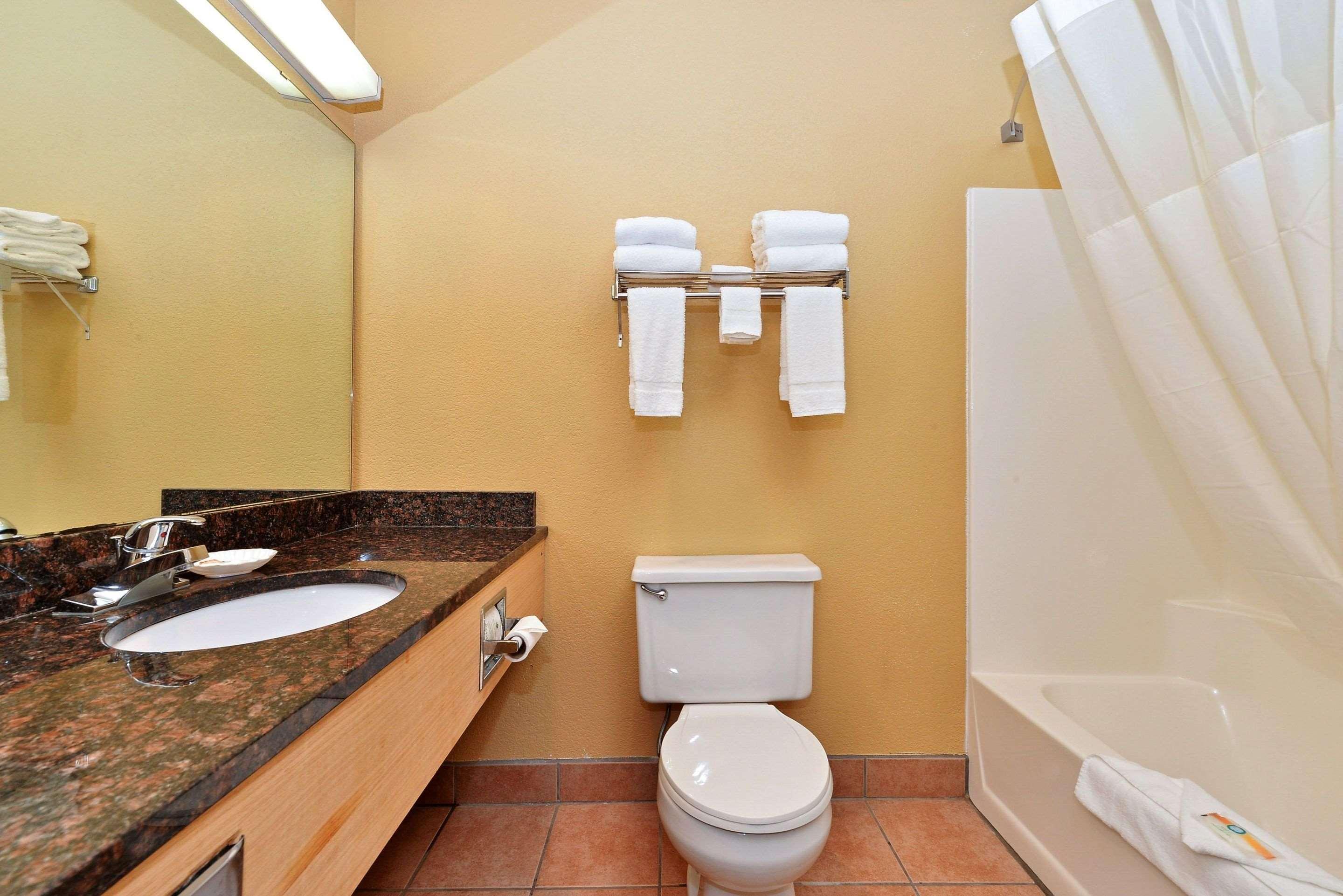 Quality Inn & Suites Shawano Eksteriør bilde